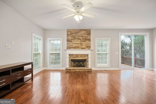 961 College Place Court NW, Kennesaw, GA 30144