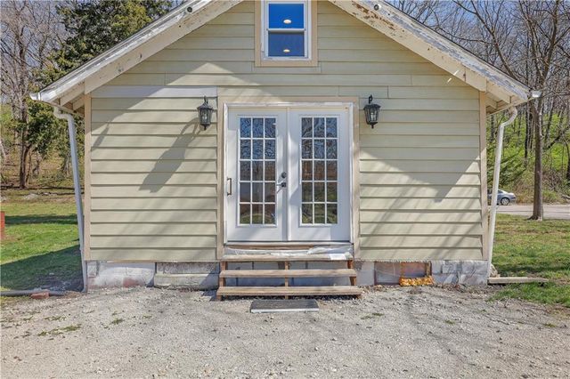 5430 Oakley Avenue, Kansas City, MO 64130