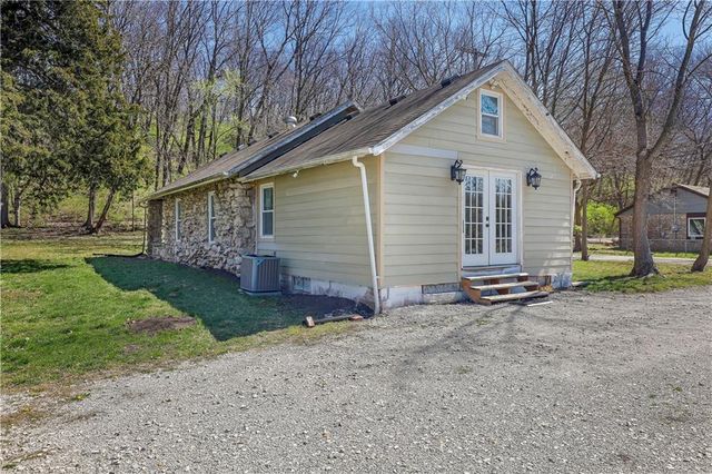 5430 Oakley Avenue, Kansas City, MO 64130