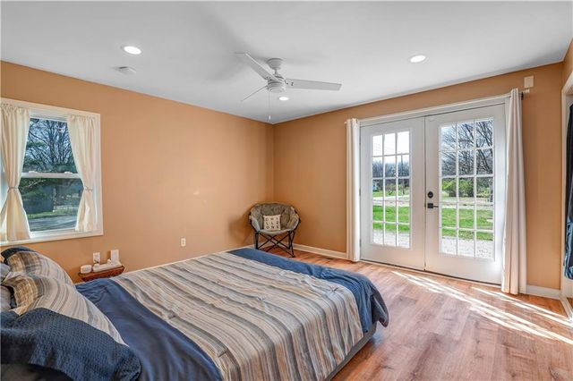 5430 Oakley Avenue, Kansas City, MO 64130