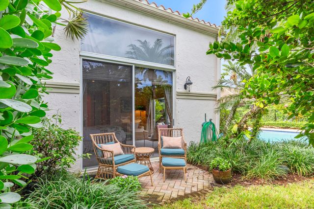 14239 Calypso Lane, Wellington, FL 33414