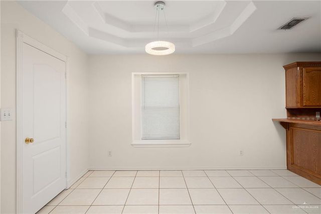 1003 W Garfield Avenue, Alton, TX 78573