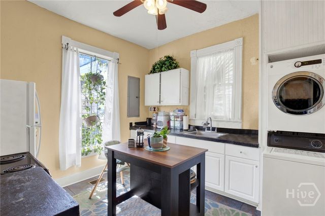 319 W 33rd Street, Savannah, GA 31401