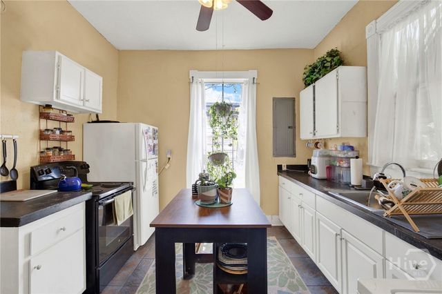 319 W 33rd Street, Savannah, GA 31401