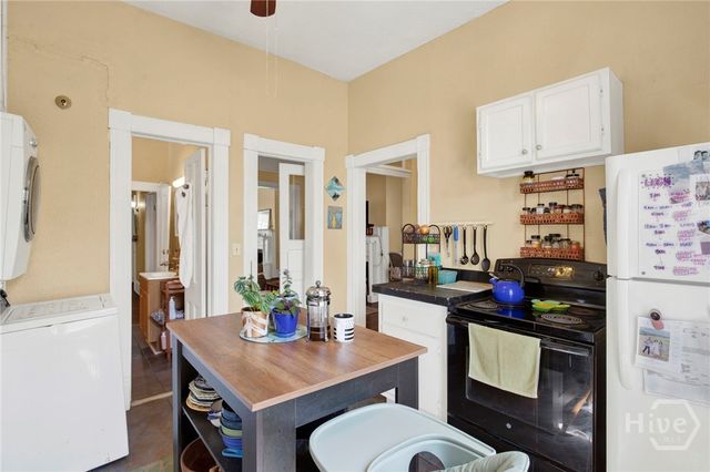 319 W 33rd Street, Savannah, GA 31401