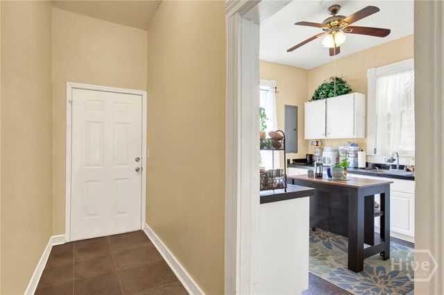 319 W 33rd Street, Savannah, GA 31401