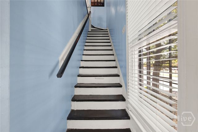 319 W 33rd Street, Savannah, GA 31401