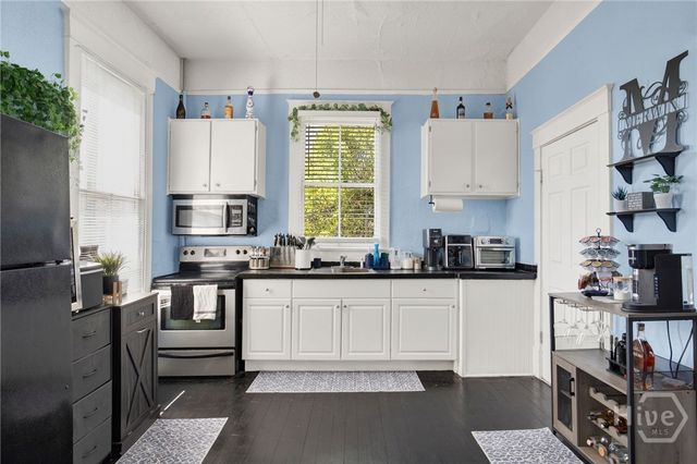 319 W 33rd Street, Savannah, GA 31401