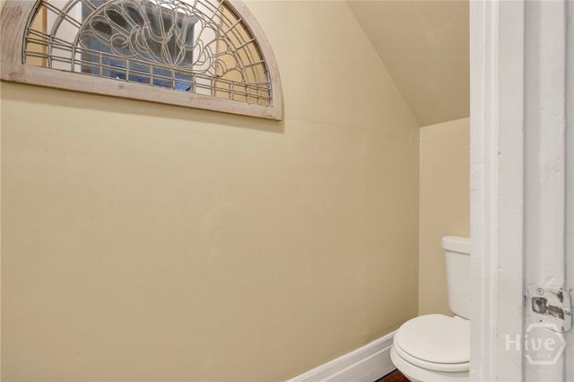 319 W 33rd Street, Savannah, GA 31401