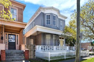 319 W 33rd Street, Savannah, GA 31401