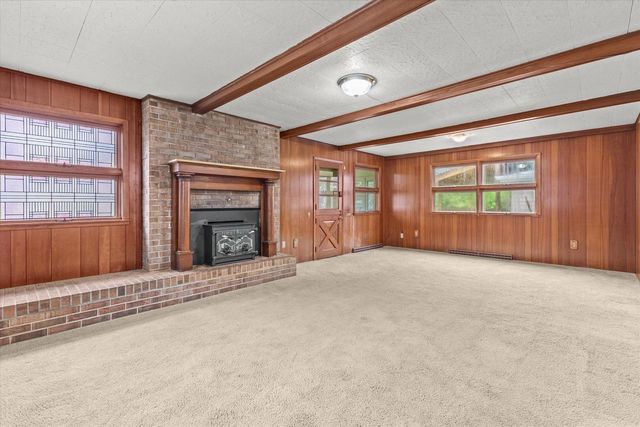924 Hayes AVENUE, Racine, WI 53405