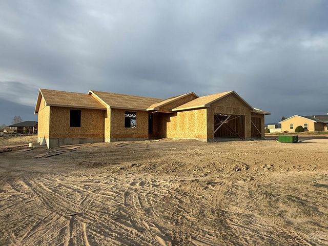 2094 W Woodstock Pl, Pueblo West, CO 81007