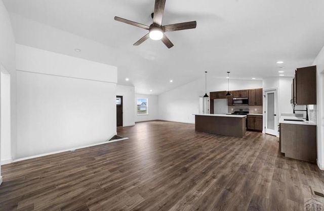 2094 W Woodstock Pl, Pueblo West, CO 81007