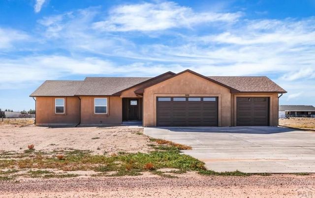 2094 W Woodstock Pl, Pueblo West, CO 81007