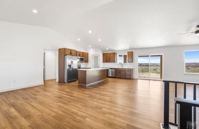 2094 W Woodstock Pl, Pueblo West, CO 81007
