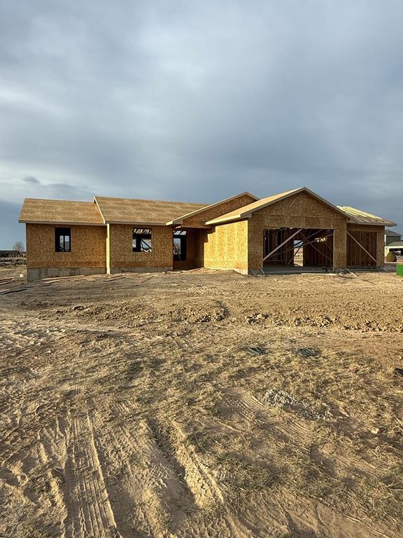 2094 W Woodstock Pl, Pueblo West, CO 81007
