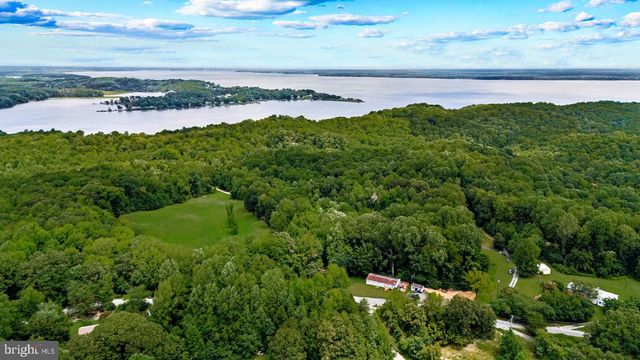 5978 DELONG MULROY LN, King George, VA 22485