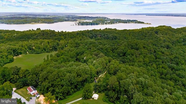 5978 DELONG MULROY LN, King George, VA 22485
