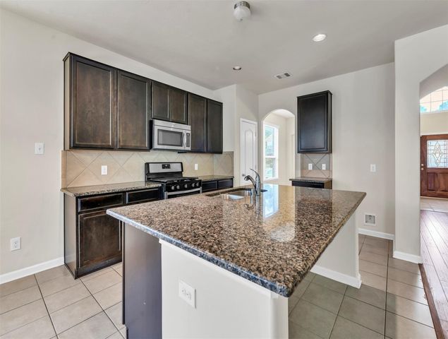 12014 Rockridge Falls Drive, Tomball, TX 77375