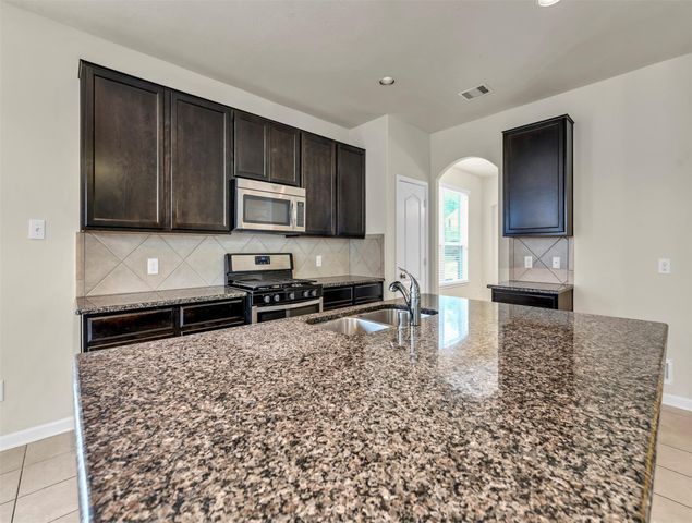 12014 Rockridge Falls Drive, Tomball, TX 77375