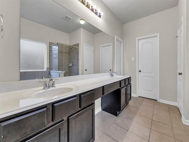 12014 Rockridge Falls Drive, Tomball, TX 77375