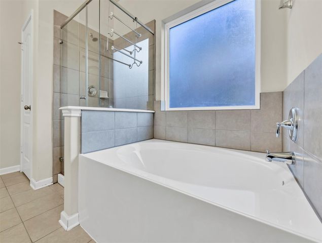 12014 Rockridge Falls Drive, Tomball, TX 77375