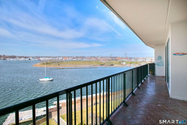 100 Seaview Avenue 4F, Norwalk, CT 06855