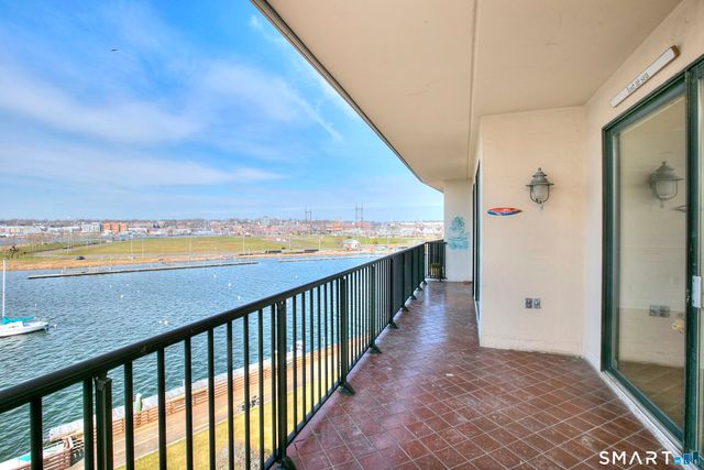 100 Seaview Avenue 4F, Norwalk, CT 06855
