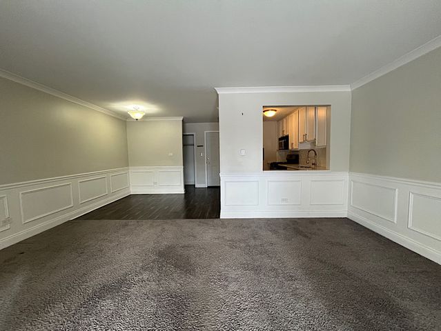 2426 N Kennicott Drive 1C, Arlington Heights, IL 60004