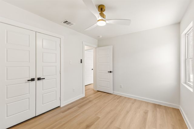 707 Hilltop Drive, Irving, TX 75060