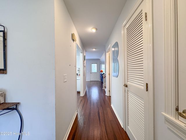 310 Wimbledon Court, Wilmington, NC 28412