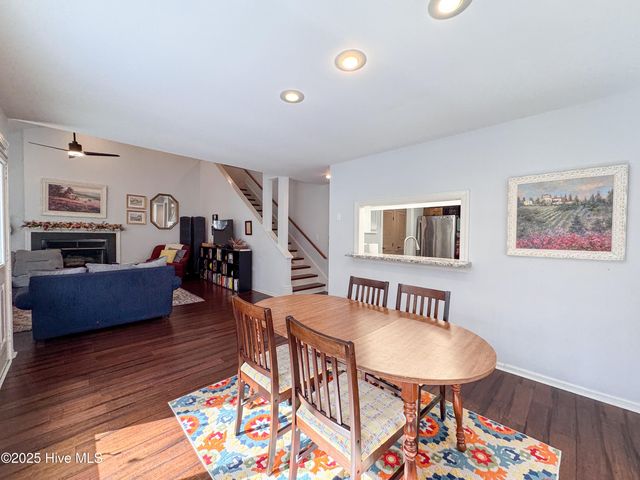 310 Wimbledon Court, Wilmington, NC 28412