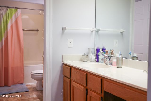 310 Wimbledon Court, Wilmington, NC 28412