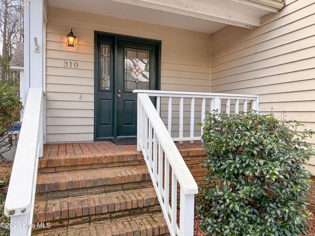 310 Wimbledon Court, Wilmington, NC 28412