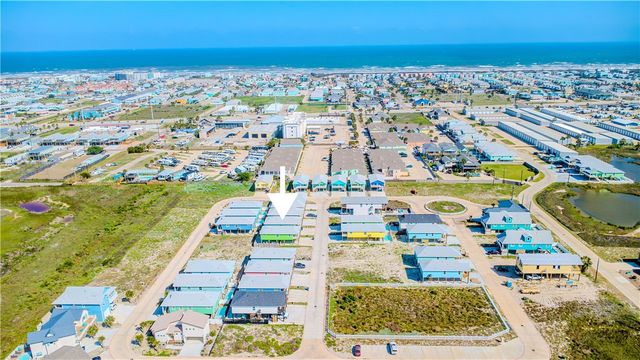 111 Redfish Lane, Port Aransas, TX 78373