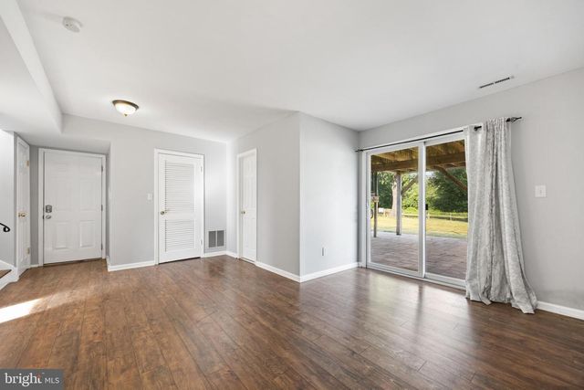 14 ROCKWOOD AVE, Hamilton, NJ 08619