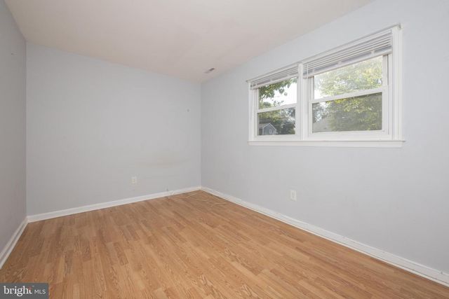 14 ROCKWOOD AVE, Hamilton, NJ 08619