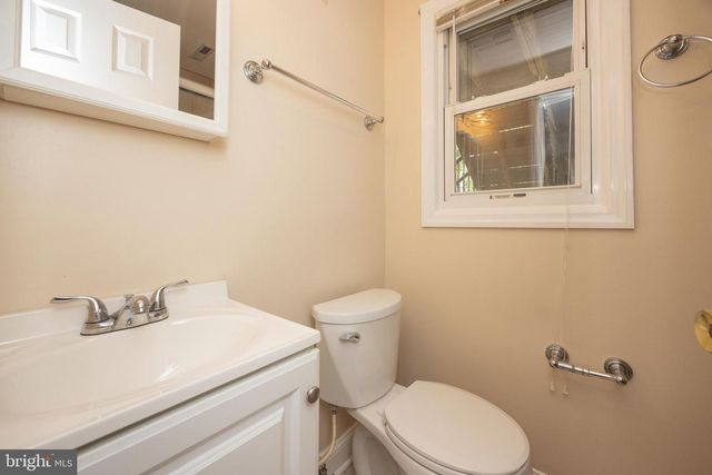 14 ROCKWOOD AVE, Hamilton, NJ 08619