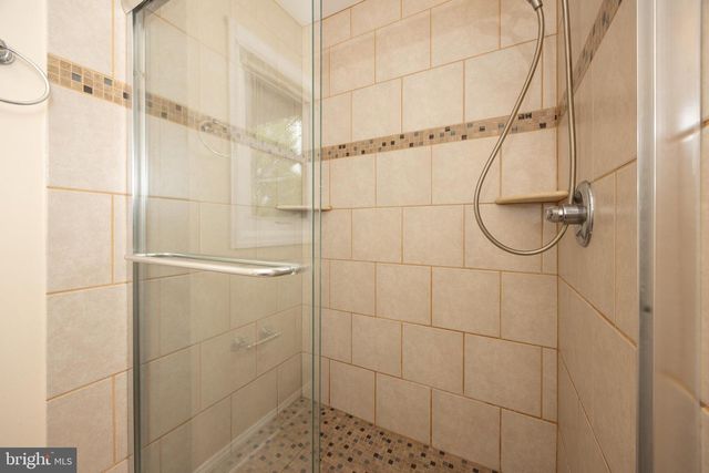 14 ROCKWOOD AVE, Hamilton, NJ 08619