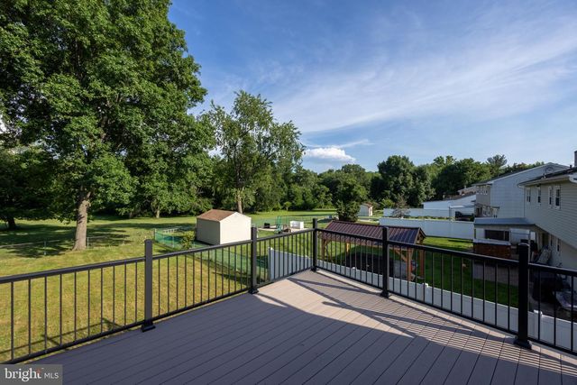 14 ROCKWOOD AVE, Hamilton, NJ 08619