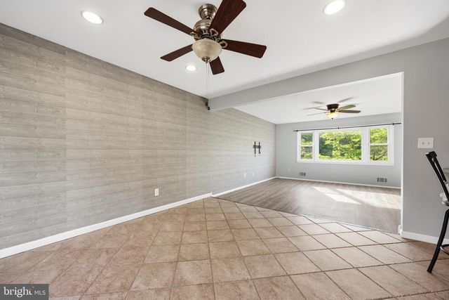 14 ROCKWOOD AVE, Hamilton, NJ 08619