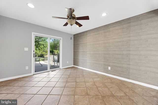14 ROCKWOOD AVE, Hamilton, NJ 08619