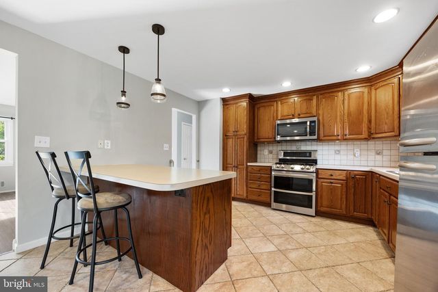 14 ROCKWOOD AVE, Hamilton, NJ 08619
