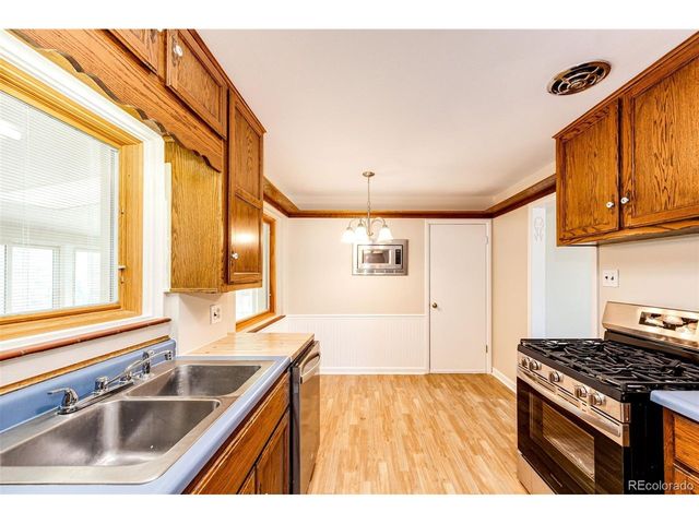 9015 W 4th Pl, Lakewood, CO 80226