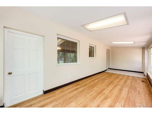 9015 W 4th Pl, Lakewood, CO 80226