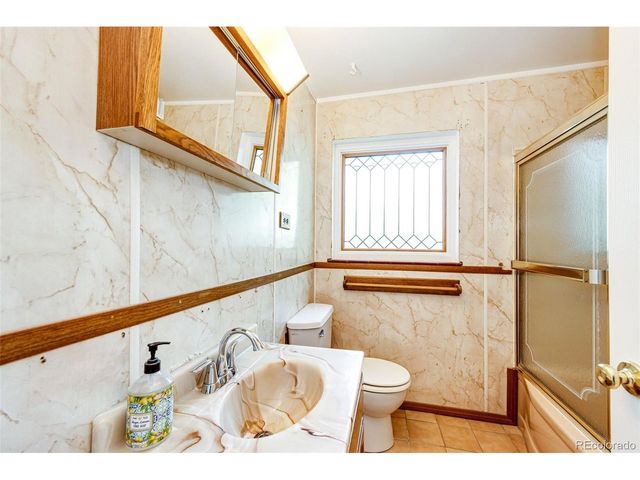 9015 W 4th Pl, Lakewood, CO 80226
