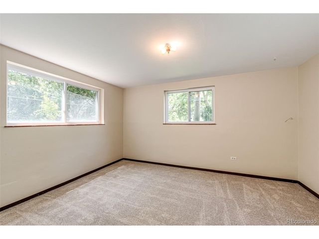 9015 W 4th Pl, Lakewood, CO 80226