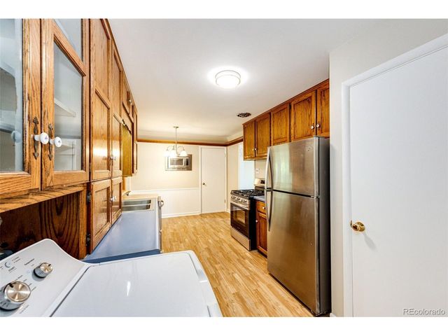 9015 W 4th Pl, Lakewood, CO 80226
