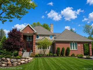 960 Hill Hollow Lane, Milford Charter Township, MI 48381