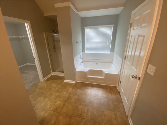 2920 Chilhowee Drive, Atlanta, GA 30331